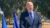 Ambasadorul României în Israel, Radu Ioanid, spune că există anumite categorii de români care sunt prioritizate pentru întoarcerea în România. 