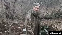 Орус аскерлеринин колунан ажал тапканы айтылган украиналык согуш туткуну Александр Мациевский.