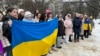 Відзначення Дня Соборності у Варшаві біля памʼятника Тарасу Шевченку. Варшава, 22 січня 2024 року