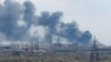Дим над «Азовсталлю» в Маріуполі, 20 квітня 2022 року