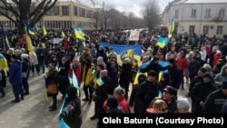 Проукраїнський мітинг у місті Новій Каховці, що розташоване поруч із Каховкою, 6 березня 2022 року