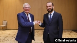 ՀՀ ԱԳ նախարար Արարատ Միրզոյան և ԵՄ արտաքին քաղաքականության ու անվտանգության հարցերով բարձր ներկայացուցիչ Ժոզեպ Բորել, արխիվ
