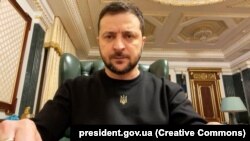 «Дякую всім нашим хлопцям, які вже котрий місяць доводять окупантам, що це ми будемо ставити й досягати цілей на своїй землі»