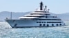 Super-iahtul Șeherezada se află în prezent ancorat în orașul port Marina di Carrara din Italia. Echipa opozantului rus Alexei Navalnîi susține că acesta ar fi deținut însuși de președintele Rusiei, Vladimir Putin. 