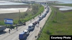 Черга з Херсонської обаласті до Криму, ілюстраційне фото