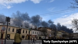 Львов. Буга чейинки чабуулдардын биринде тартылган сүрөт. 