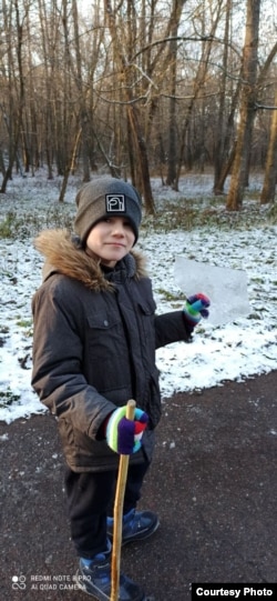 Ілля на прогулянці