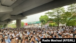 دا احتجاج د اکتوبر پر ۶مه د خيپر پښتونخوا د اسمبلۍ د ودانۍ مخې ته پیل شوی وو 