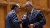 Nicolae Ciucă, actualul președinte PNL, și Florin Cîțu, fost președinte PNL, au obținut funcțiile datorită sprijinului președintelui Iohannis, afirmă analiștii. Eliminarea lui Florin Cîțu din toate pozițiile s-a petrecut în doar nouă luni. 