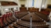 Ва Ўкраіне не выключаюць расейскай атакі на ўрадавы квартал у Кіеве. Пасяджэньне парлямэнту скасавалі