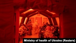 Госпіталізовані 5 472 людей, 699 хворих померли, у 12 464 людей констатували одужання