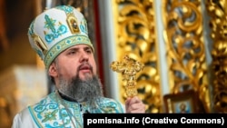 «Вітаю братів і сестер західної християнської традиції, які нині відзначають Великдень! Віра у Воскресіння Христове нехай надихає на добрі справи та сповнює силами на боротьбу зі злом», – митрополит Епіфаній