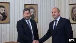 Президентът Румен Радев и съпредседателят на „Демократична България“ Христо Иванов