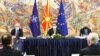 Скопје- Претседателот на Собранието Талат Џафери, претседателот Стево Пендаровски и премиерот Димитар Ковачевски на седница на Советот за безбедност која ја свика шефот на државата поради руската инвазија врз Украина,24.02.2022
