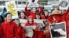Protesti protiv korupcije u Indoneziji sa demonstrantima obučenim u likove popularne serije "La Casa de Papel" u oktobru 2021.