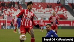 Meciul a fost întrerupt la scorul de 0-0.