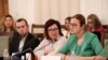 Пролет Велкова (в средата) и Симона Велева-Стоянова (вдясно) бяха избрани за нови членове на СЕМ