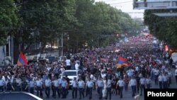 Армениянын борбору Еревандагы нааразылыктар.