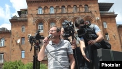 Գեղամ Մանուկյան