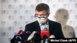 Andrej Babis la conferința de presă din 17 aprilie 2021.