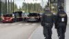 Coadă de mașini la intrarea în Finlanda, dinspre Rusia, la Vaalimaa, cel mai sudic punct de trecere a frontierei dintre cele două țări, situat la aproximativ trei ore de mers cu mașina din Sankt Petersburg, 22 septembrie 2022.