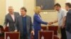 Николай Хаджигенов, Тошко Йорданов, Мая Манолова и Филип Станев по време на срещата между „Има такъв народ“ и „Изправи се.бг! Ние идваме!“