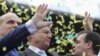 Președintele Klaus Iohannis și liderul PNL, Ludovic Orban, fericiți că au ”scăpat” de guvernul Viorica Dăncilă.