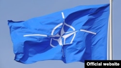 Zastava NATO