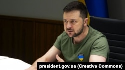 Володимир Зеленський зазначив, що можливості завершення війни дипломатичним шляхом зменшуються щоразу, коли російські війська чинять страшні злочини щодо українців.