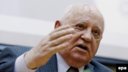 Mihail Gorbačov: Život u slikama