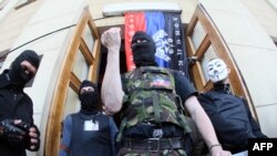 Проросійські сепаратисти в Донецьку, 27 квітня 2014 року