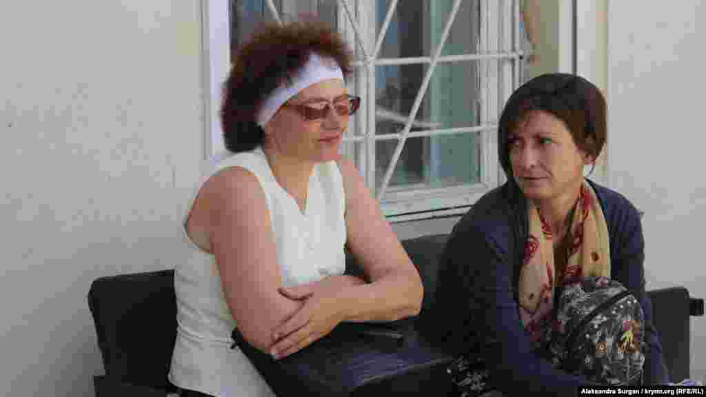 Бывшая супруга Владимира Наталья Балух со слушательницей «дела»
