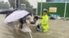 Inundații în China | 12 morți la metrou. Provincia Henan, sub ape