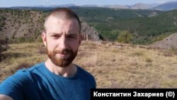 Константин Захариев е собственик на фирма за почистване. Снимка личен архив
