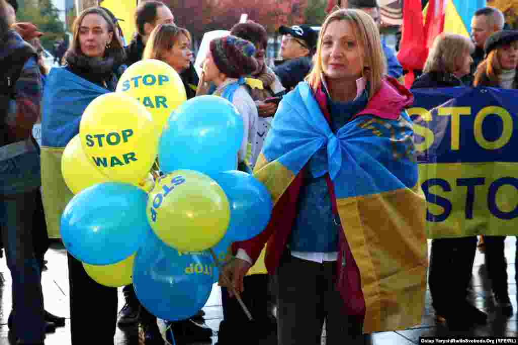 Протести тривали близько двох годин. Невдовзі після того, як &laquo;Нормандська четвірка&raquo; прибула до відомства федерального канцлера Німеччини, люди розійшлись