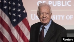 "Rat ponekad može biti nužno zlo. Ali koliko god bio neophodan, uvijek je zlo, nikad dobro", rekao je Carter 2002. nakon što je primio Nobelovu nagradu za mir.