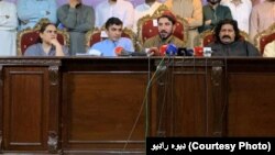 د پي ټي اېم مشران علي وزیر، منظور پښتین، محسن داوړ او ثنا اعجاز