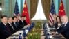  Președintele american Joe Biden (dreapta) se întâlnește cu președintele chinez Xi Jinping (stânga) la summitul Cooperării Economice Asia-Pacific (APEC), la Woodside, California - 15 noiembrie 2023.