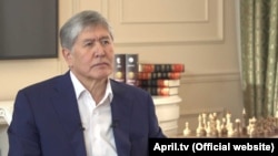 Алмазбек Атамбаев.