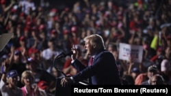 SUA - Donald Trump, la un miting electoral