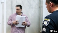Ուկրաինա - Strana.ua կայքի խմբագիր Իգոր Հուժվան Կիևի դատարանում, հունիս, 2017թ.