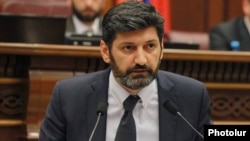 Վահե Գրիգորյան, արխիվ