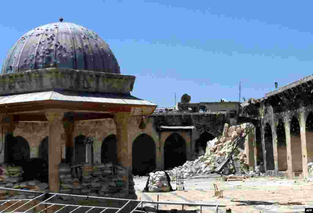 Džamija Umejad u Alepu, 24. april 2013. Foto: AFP / Jalal al-Halabi