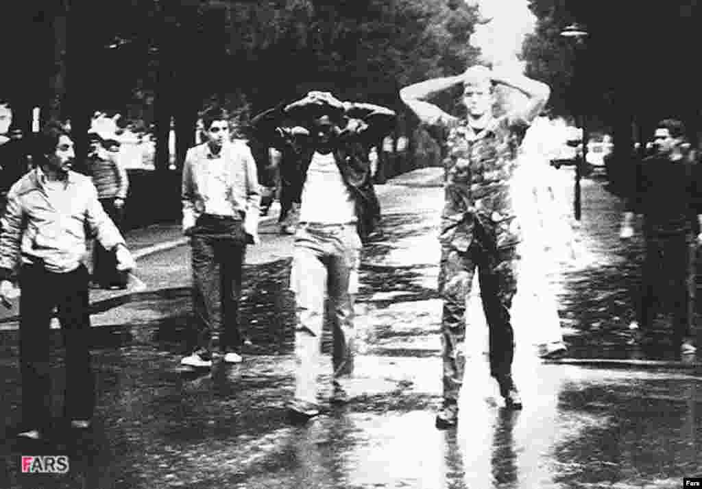 Тегерандагы америкалык туткундар. 1979-жылдын аягы. 