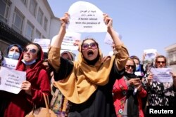 تجمع اعتراضی فعالالن مدنی و مدافعان حقوق زنان در کابل در روز جمعه سوم سپتامبر