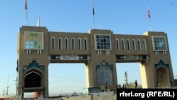 د چمن لار له مارچ راهیسې د خلکو تګ راتګ لپاره تړلې
