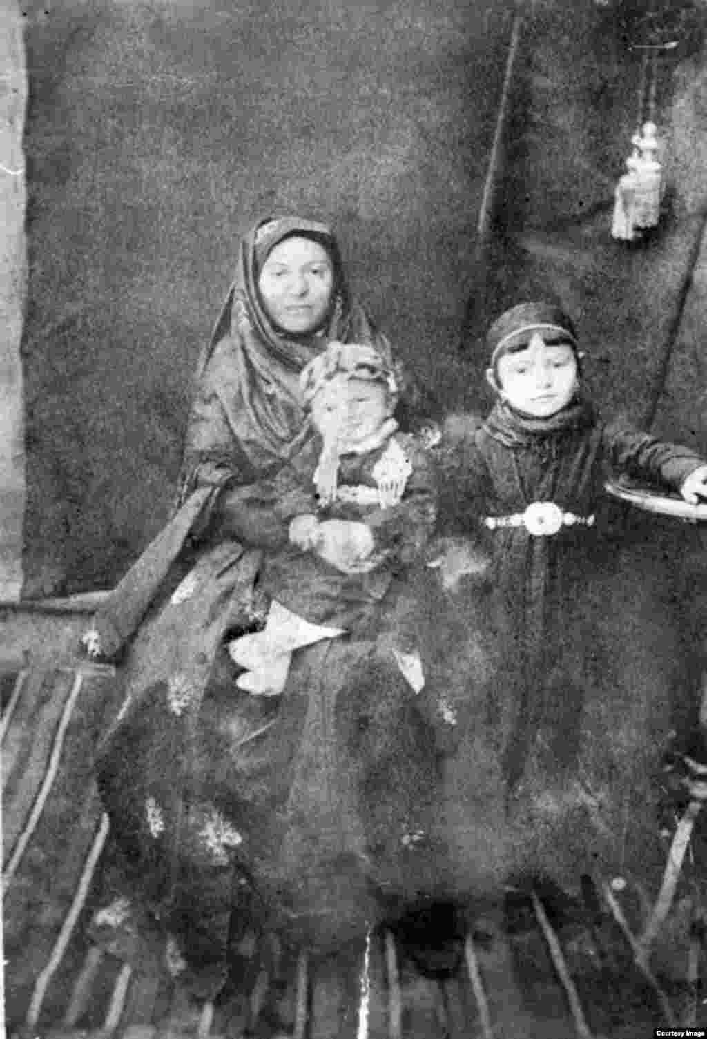 КIиштIуна Нахибашева лъималгун, 19 гIасру (тарихчIужу ТахIнаева ПатIиматил архивалдаса) 