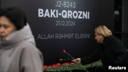Azerii au declarat zi națională de doliu pentru victimele zborului J2-8243 de la Baku la Groznîi, care s-a prăbușit în Kazahstan pe 25 decembrie.