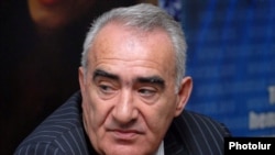 ՀՀԿ-ի փոխնախագահ Գալուստ Սահակյան , արխիվ