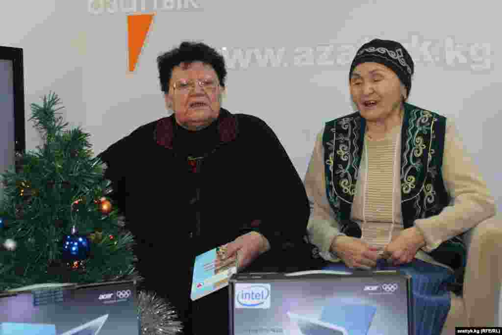 Победительницы конкурса "Азаттык".